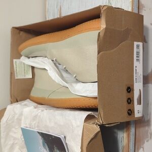 Vivo barefoot Gobi II Hemp boot/sneaker- size 43